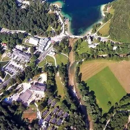Destina, Ubytování v soukromí