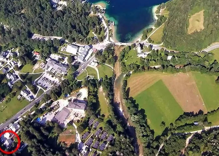 Destina, Privat bolig